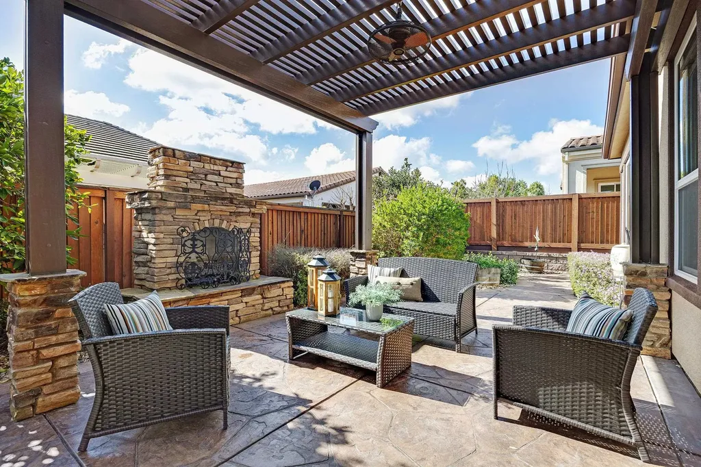 2000 Tempranillo Lane Brentwood CA 94513