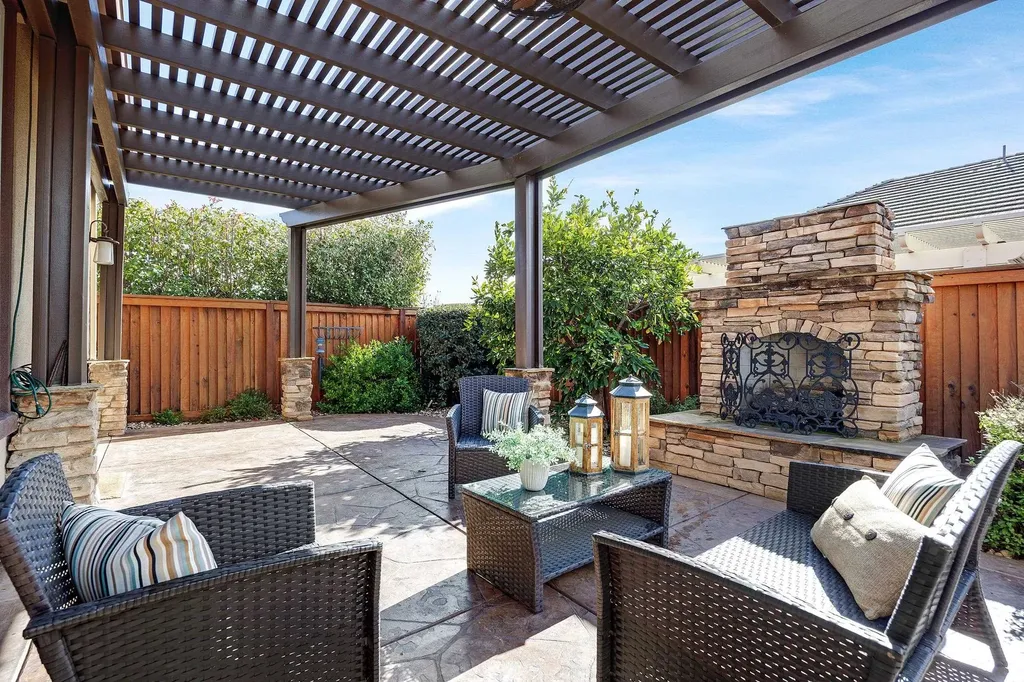 2000 Tempranillo Lane Brentwood CA 94513