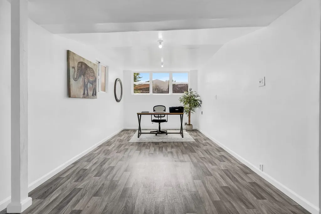 2350 Shell Avenue Martinez CA 94553