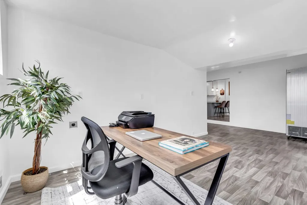 2350 Shell Avenue Martinez CA 94553