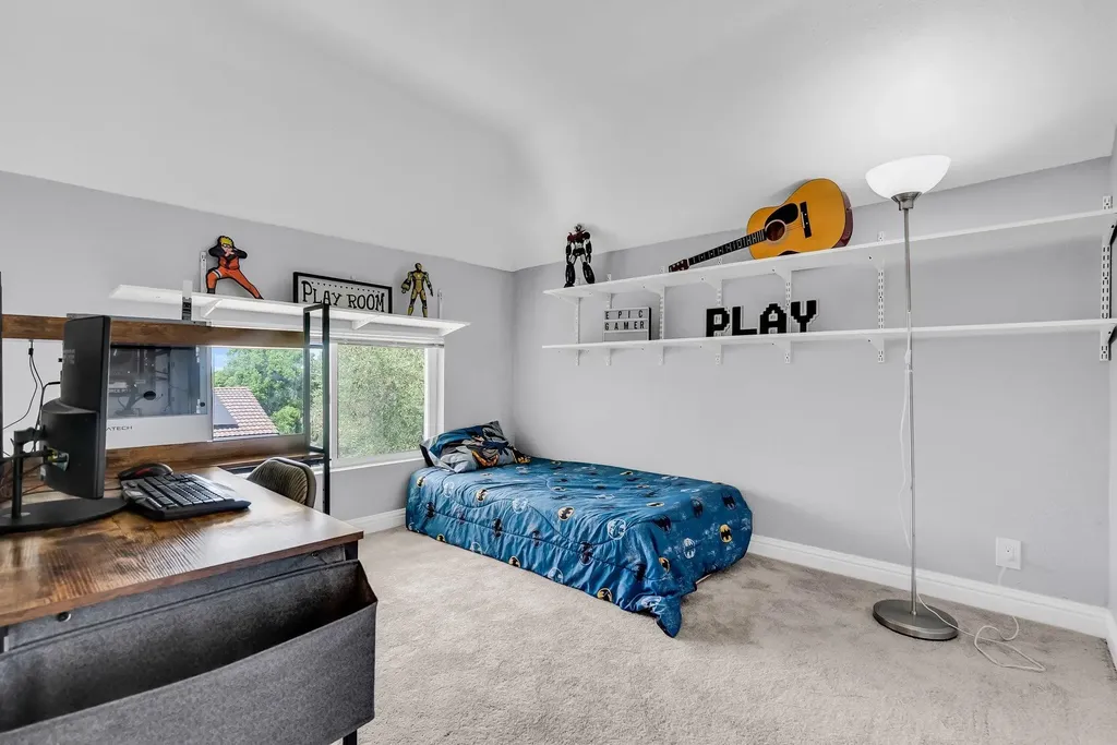 2350 Shell Avenue Martinez CA 94553