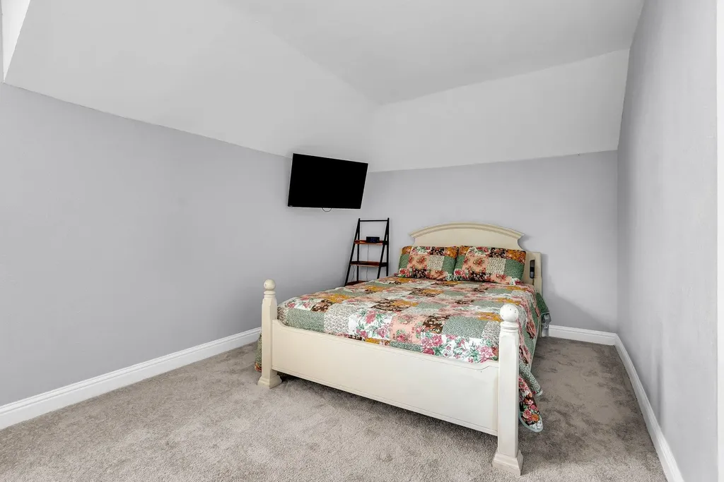 2350 Shell Avenue Martinez CA 94553