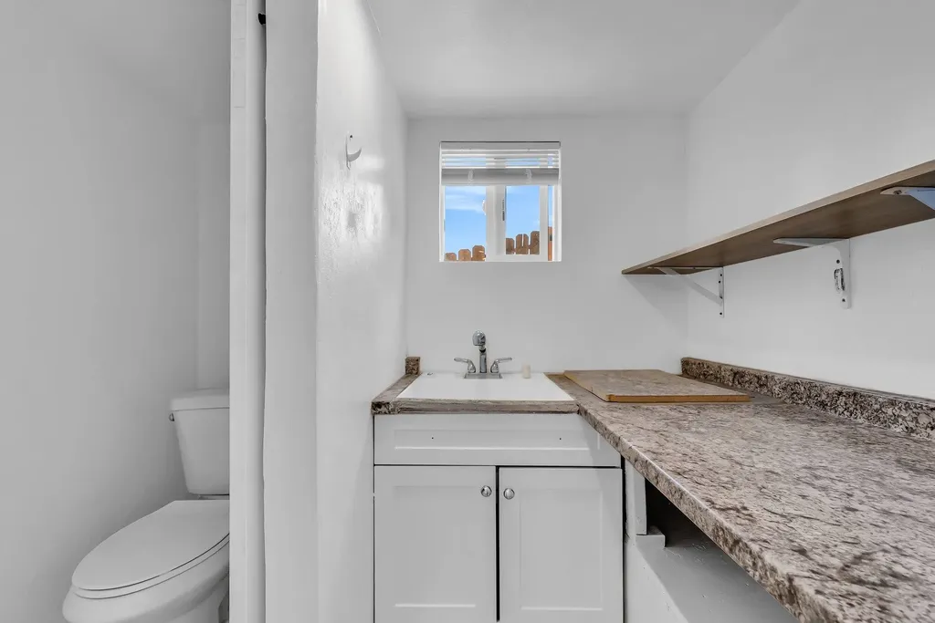 2350 Shell Avenue Martinez CA 94553