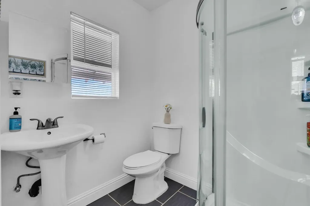 2350 Shell Avenue Martinez CA 94553