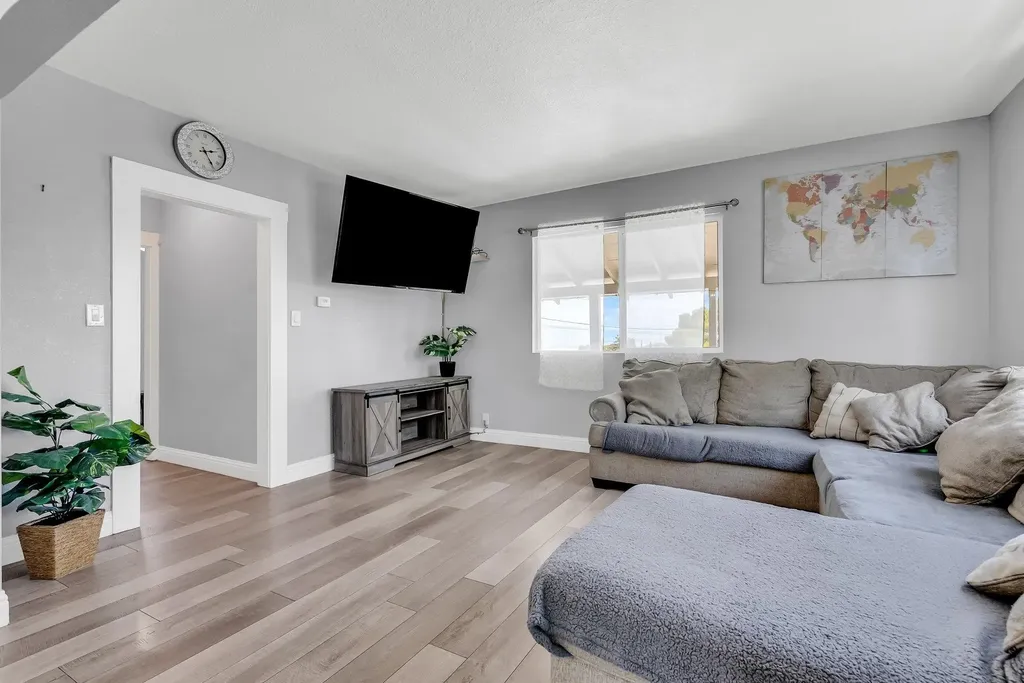 2350 Shell Avenue Martinez CA 94553