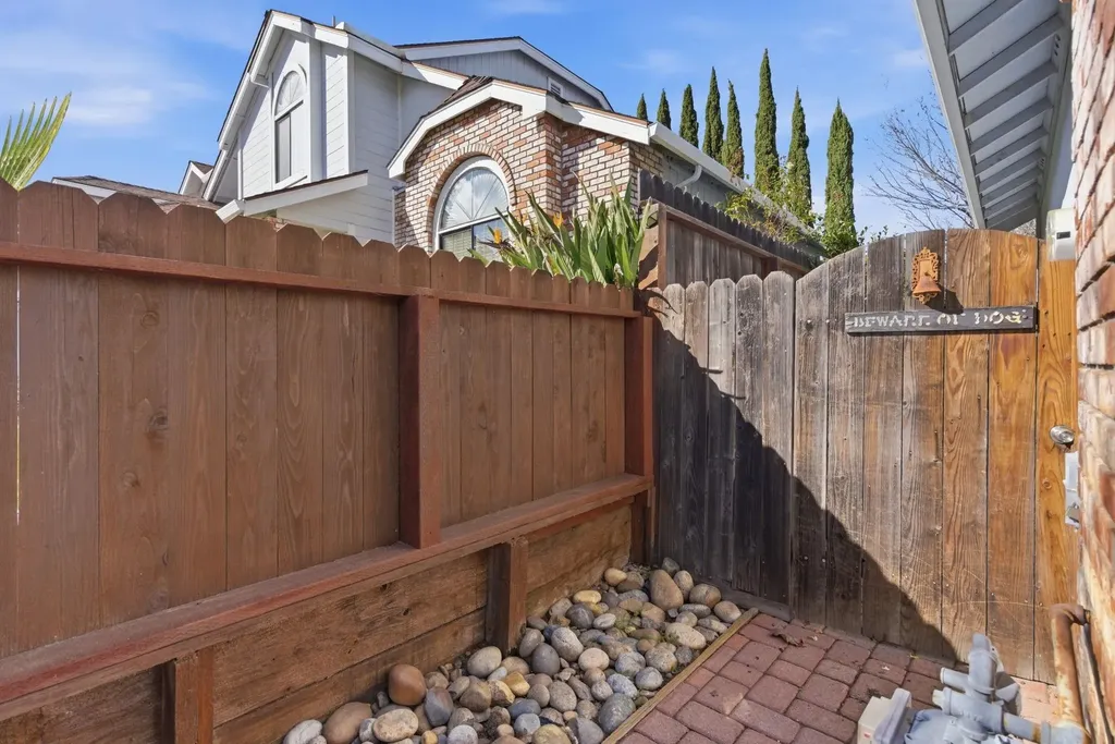 1009 Flintrock Drive Antioch CA 94509