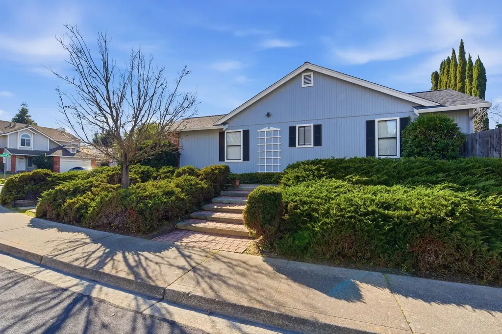 1009 Flintrock Drive Antioch CA 94509