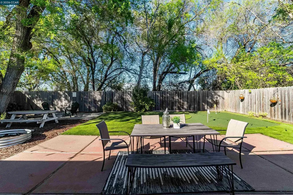 2261 Gehringer Drive Concord CA 94520