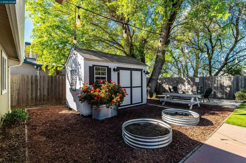 2261 Gehringer Drive Concord CA 94520