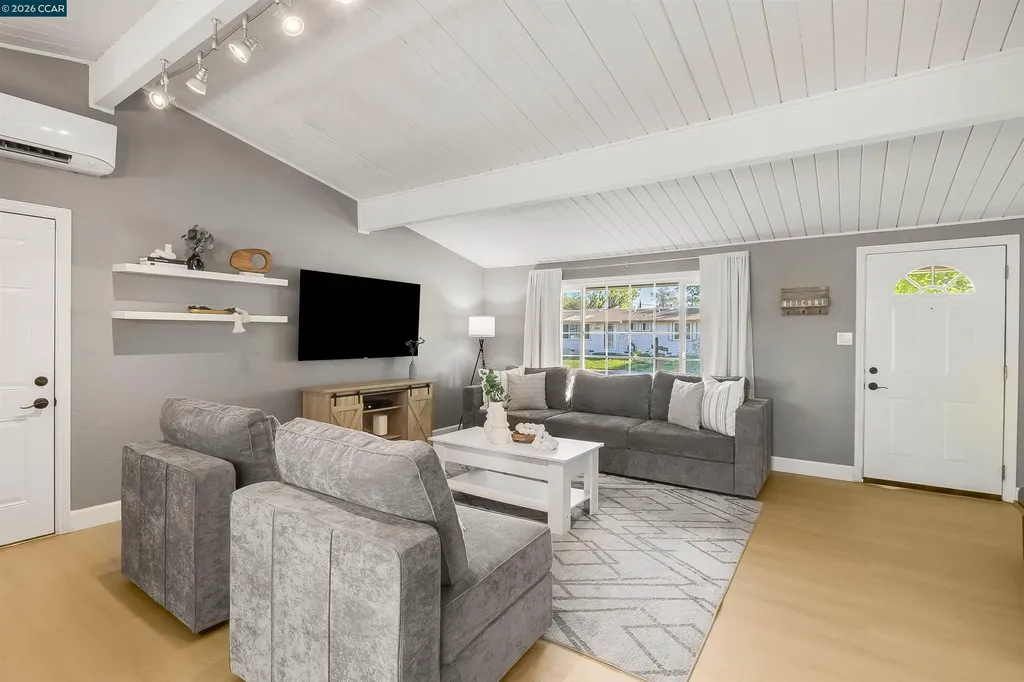 2261 Gehringer Drive Concord CA 94520