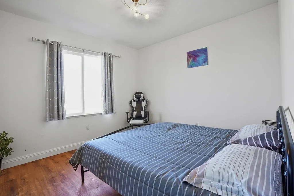 106 White Cap Cove Hercules CA 94547