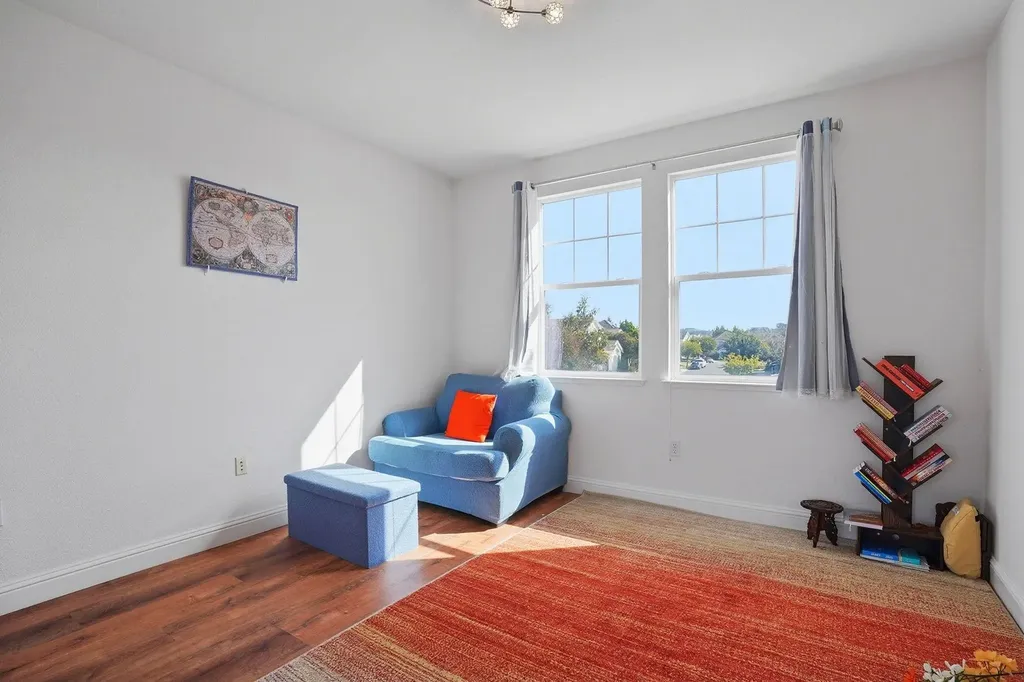 106 White Cap Cove Hercules CA 94547