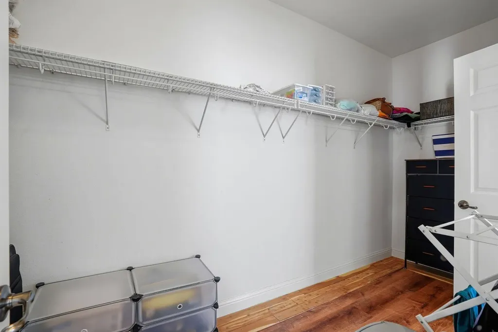 106 White Cap Cove Hercules CA 94547