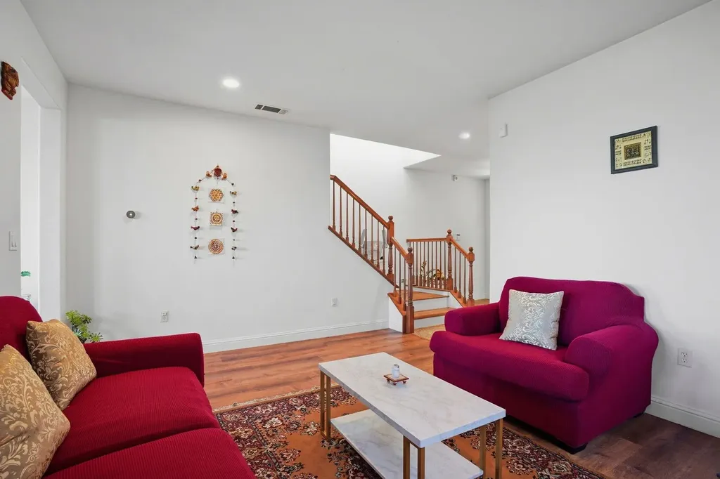 106 White Cap Cove Hercules CA 94547