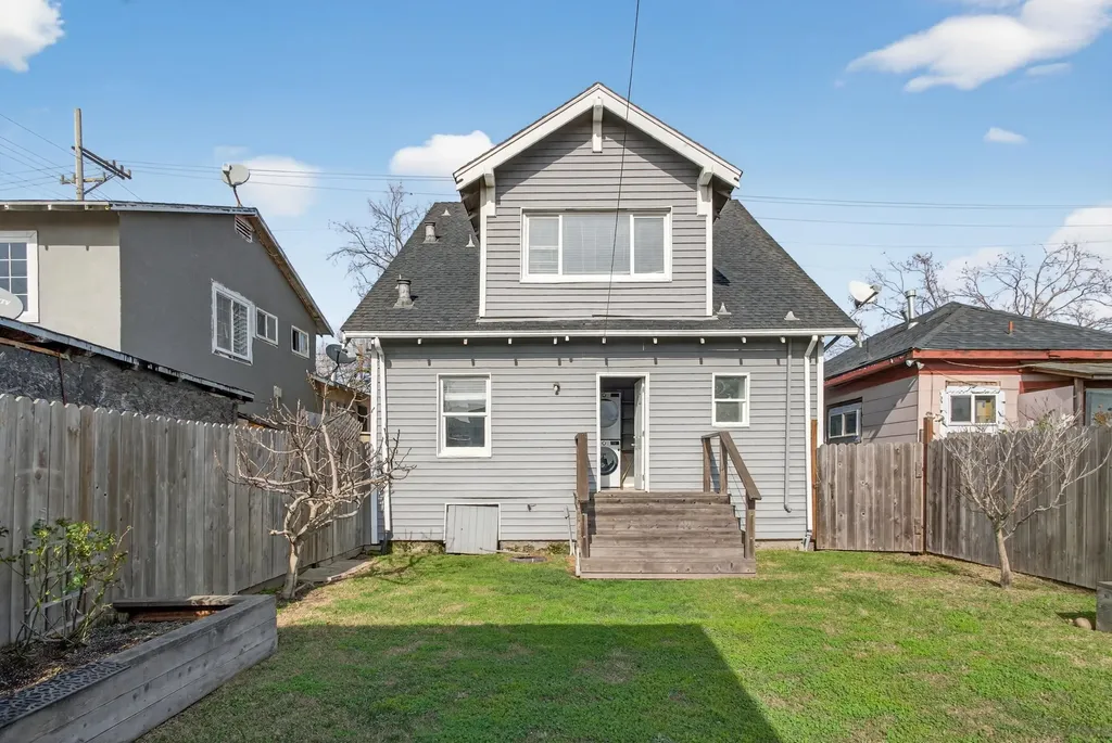 210 Chanslor Avenue Richmond CA 94801