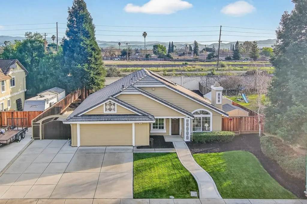 761 Cottonwood Court Livermore CA 94551