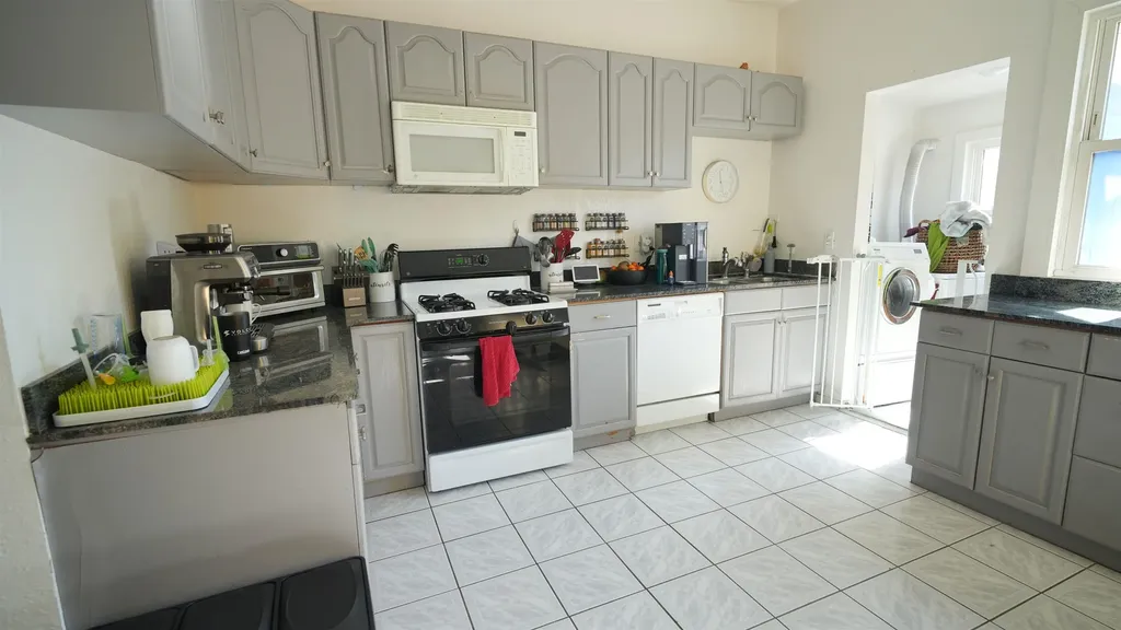 2843-2845 Geary Boulevard San Francisco CA 94118