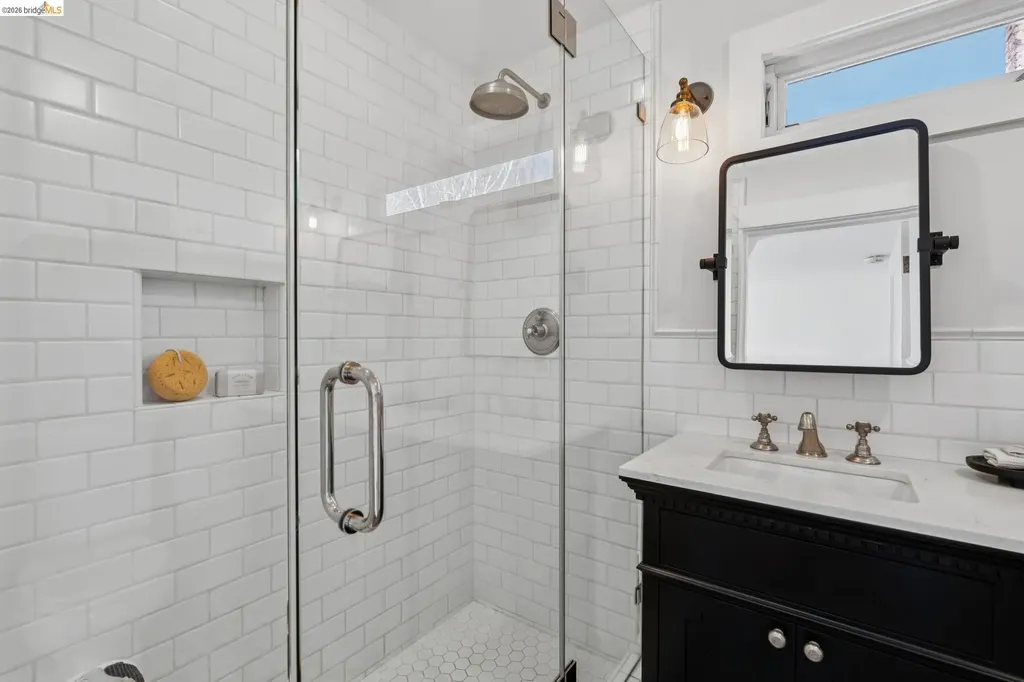 23 Monte Avenue Piedmont CA 94611