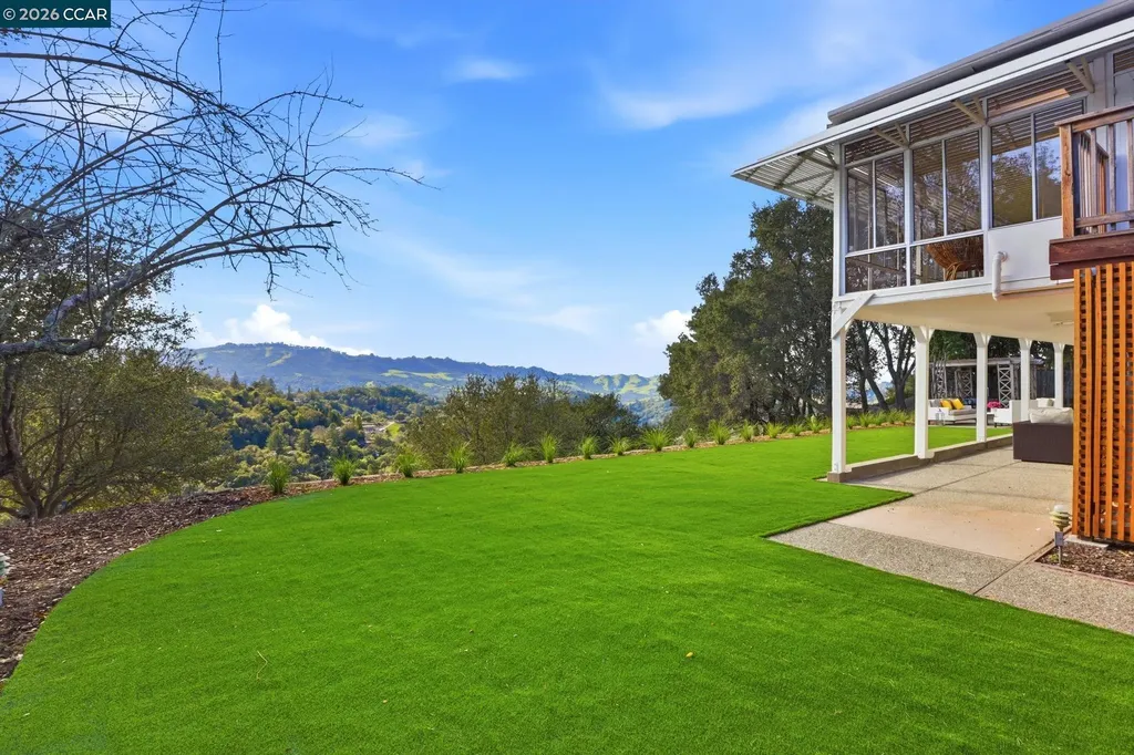 128 Diablo View Drive Orinda CA 94563