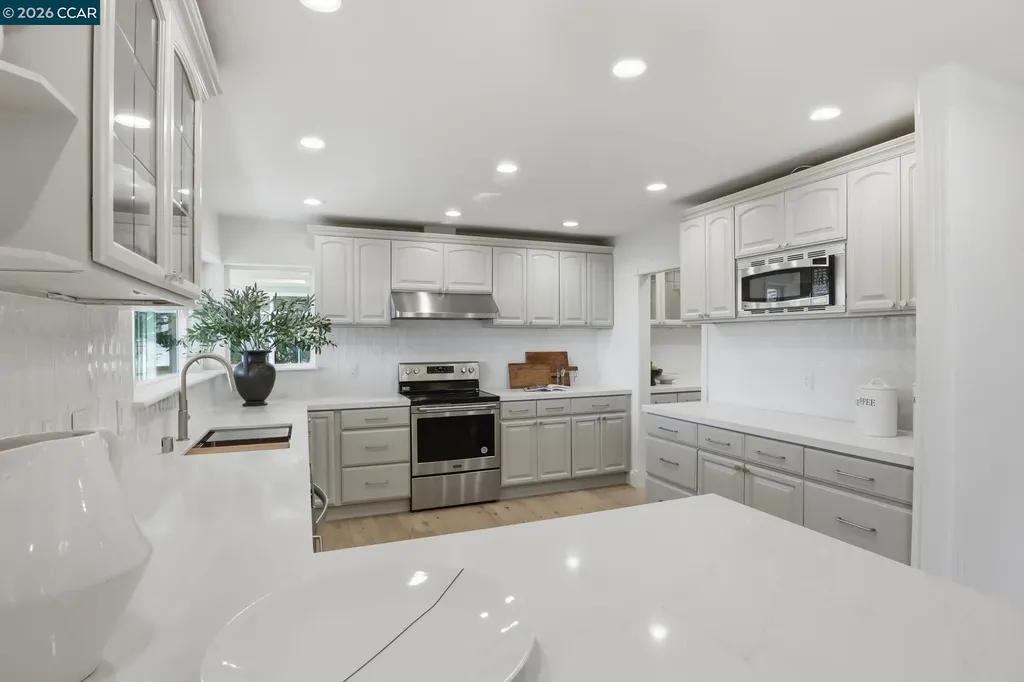 128 Diablo View Drive Orinda CA 94563
