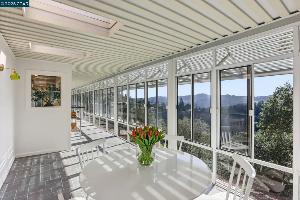 128 Diablo View Drive Orinda CA 94563