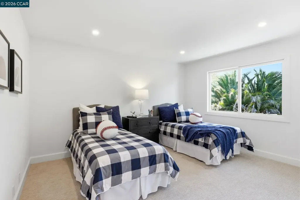 128 Diablo View Drive Orinda CA 94563