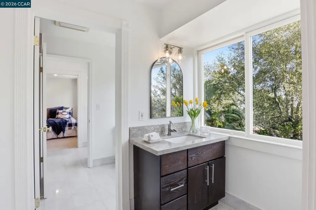 128 Diablo View Drive Orinda CA 94563