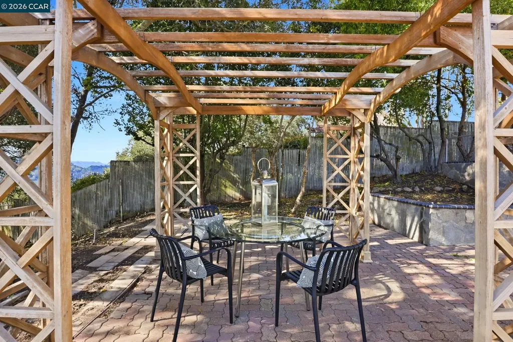 128 Diablo View Drive Orinda CA 94563
