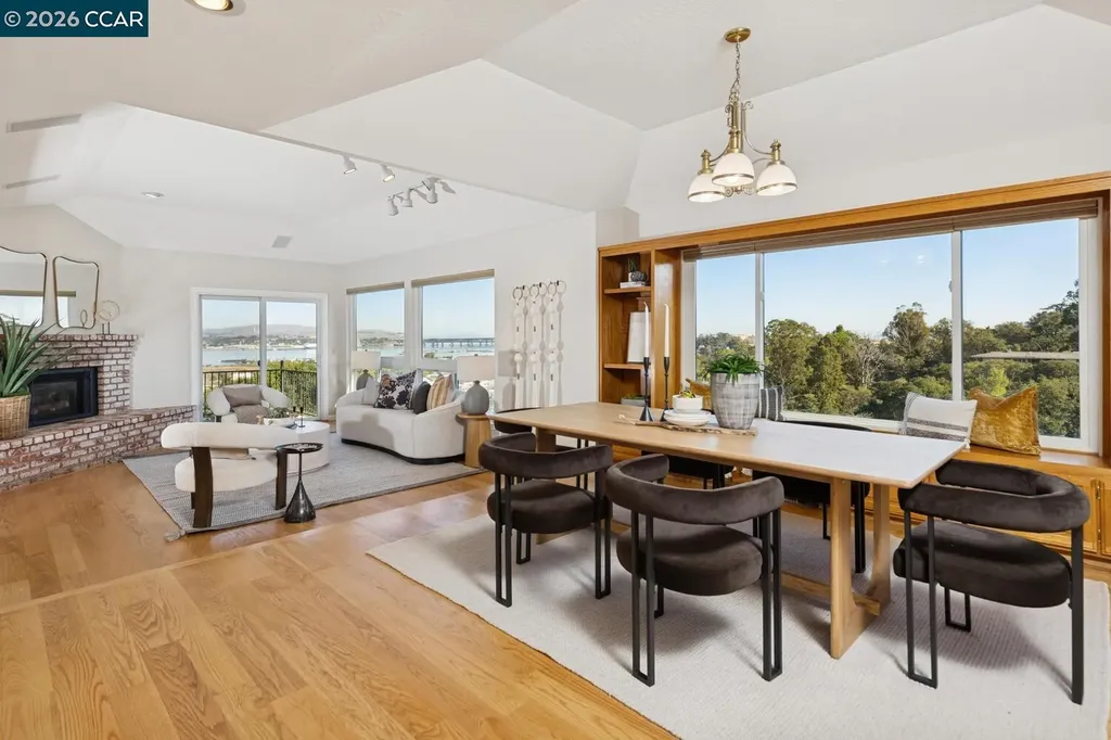 1087 Hillside Drive Martinez CA 94553