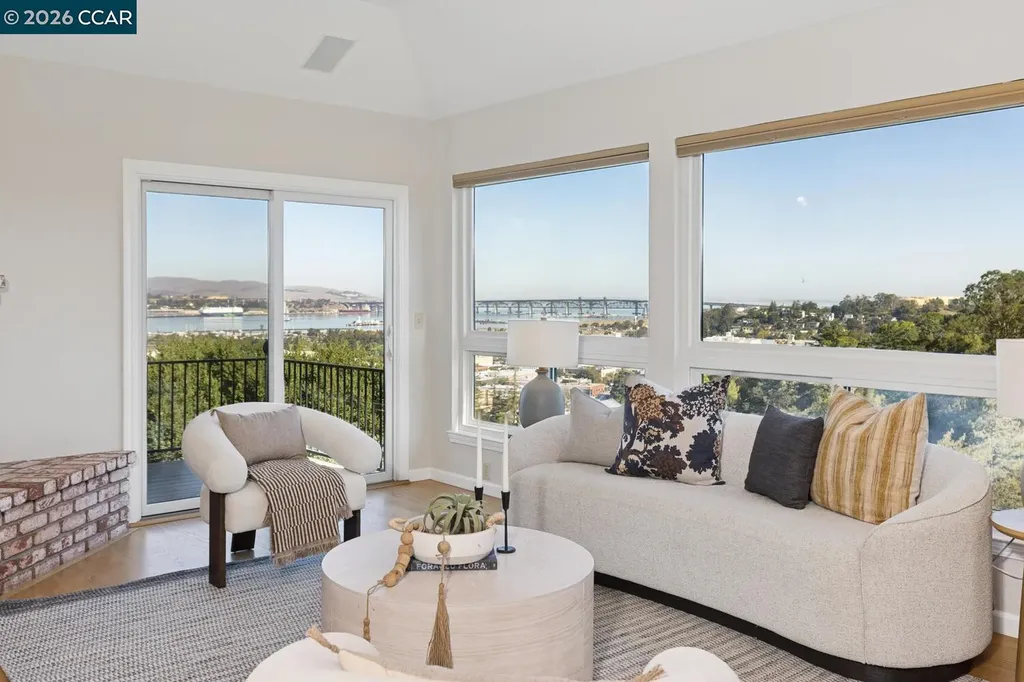 1087 Hillside Drive Martinez CA 94553