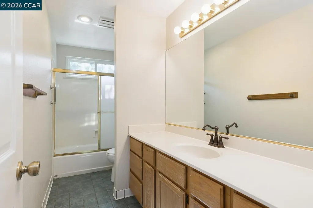 1087 Hillside Drive Martinez CA 94553