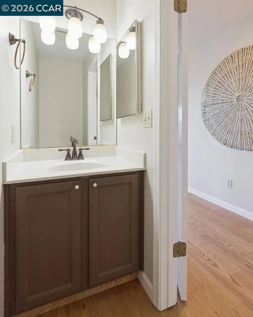 1087 Hillside Drive Martinez CA 94553