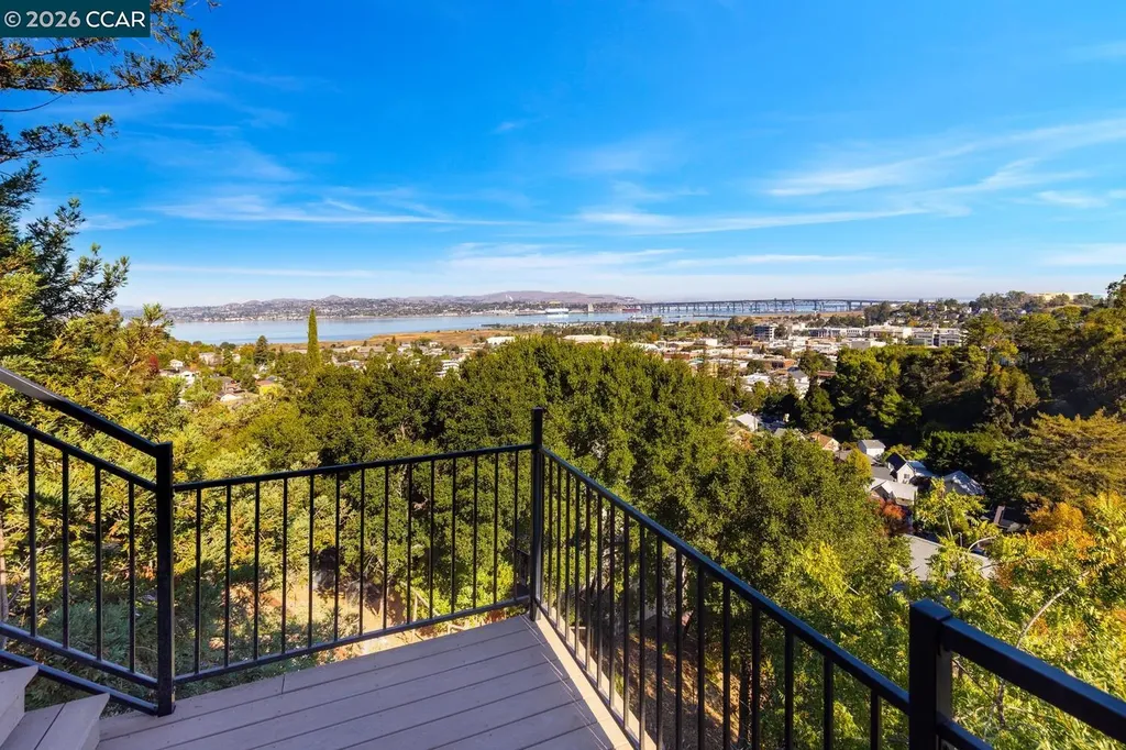 1087 Hillside Drive Martinez CA 94553