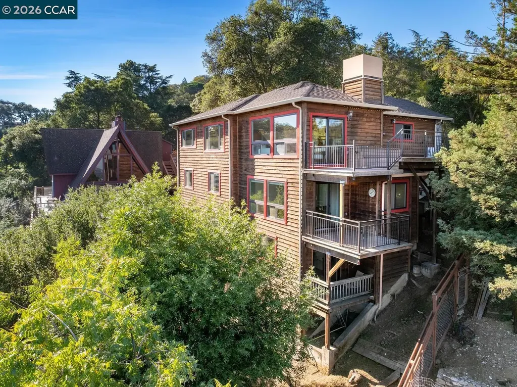 1087 Hillside Drive Martinez CA 94553