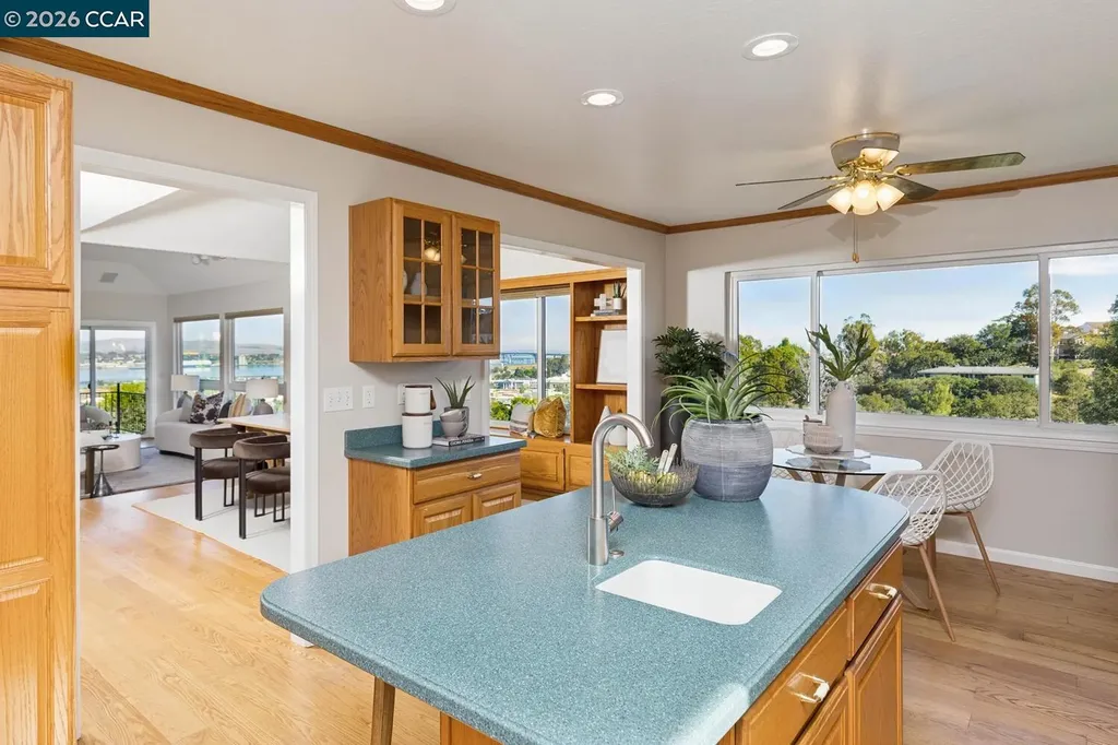 1087 Hillside Drive Martinez CA 94553