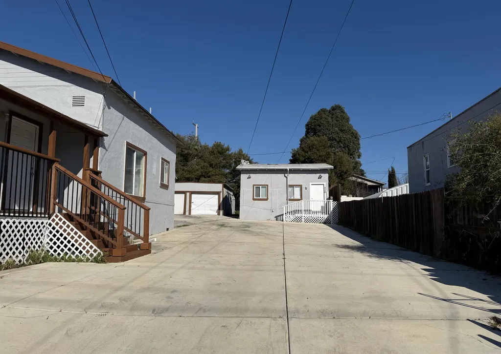324 Idora Avenue Vallejo CA 94591