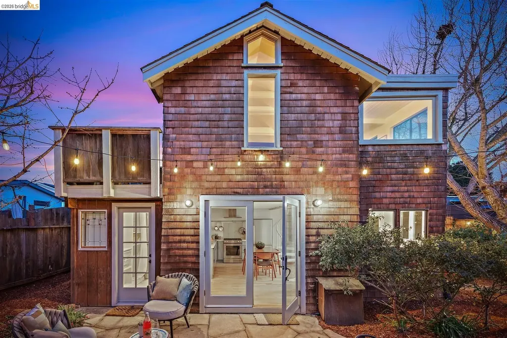 1447 Kains Avenue Berkeley CA 94702