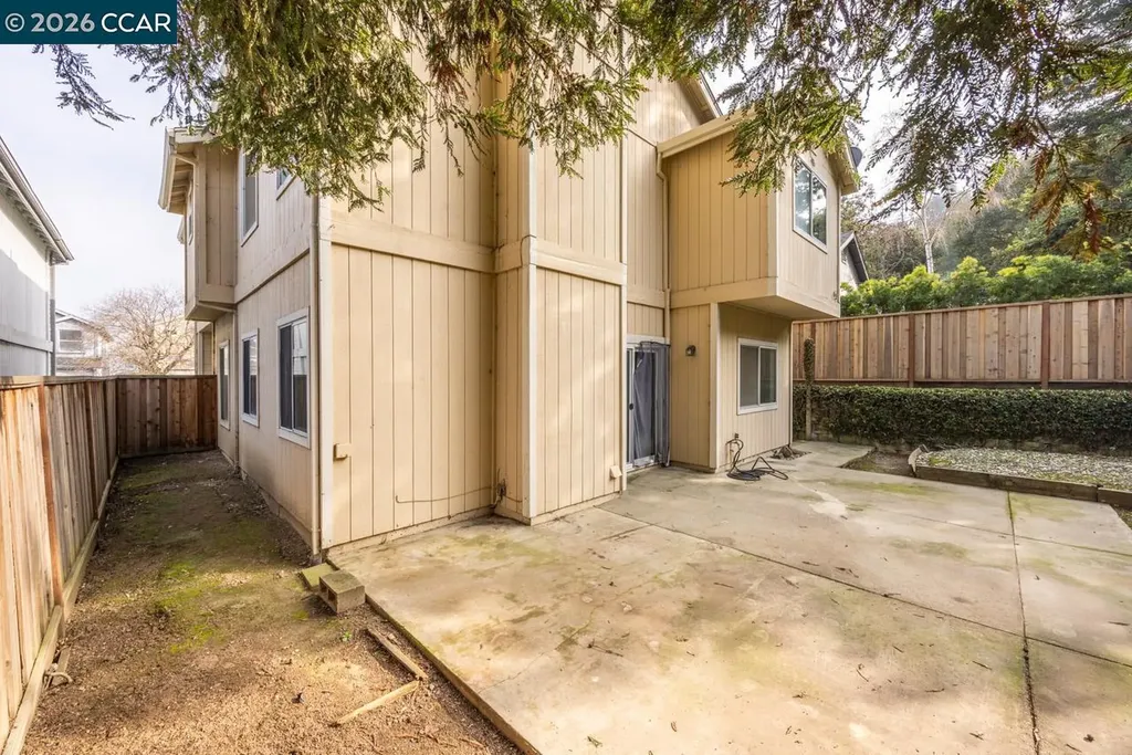 122 Bridgeview Court Crockett CA 94525