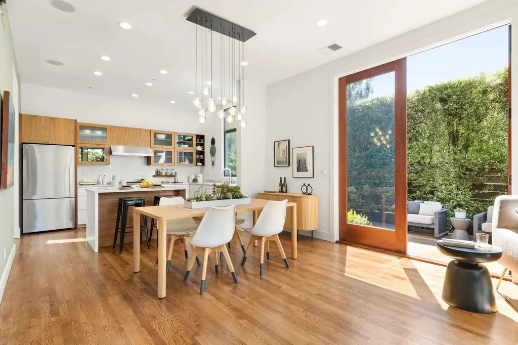 313 Spruce Street Alameda CA 94501
