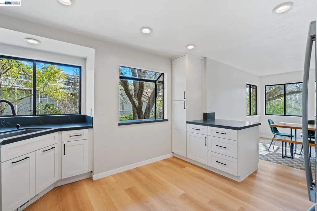 14 Heritage Oaks Road Pleasant Hill CA 94523