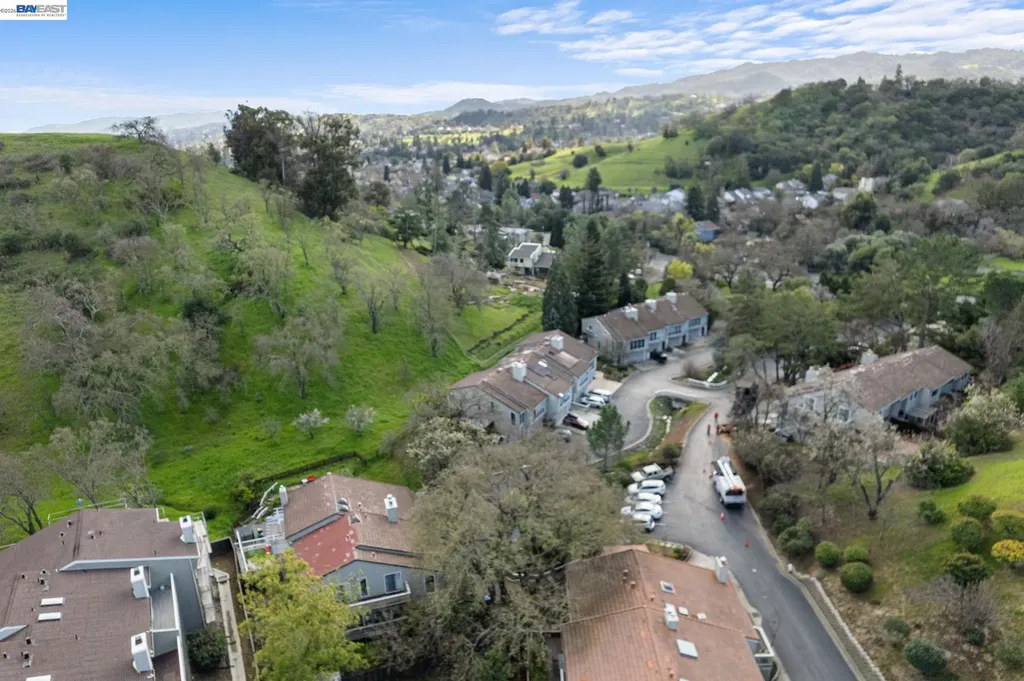 14 Heritage Oaks Road Pleasant Hill CA 94523