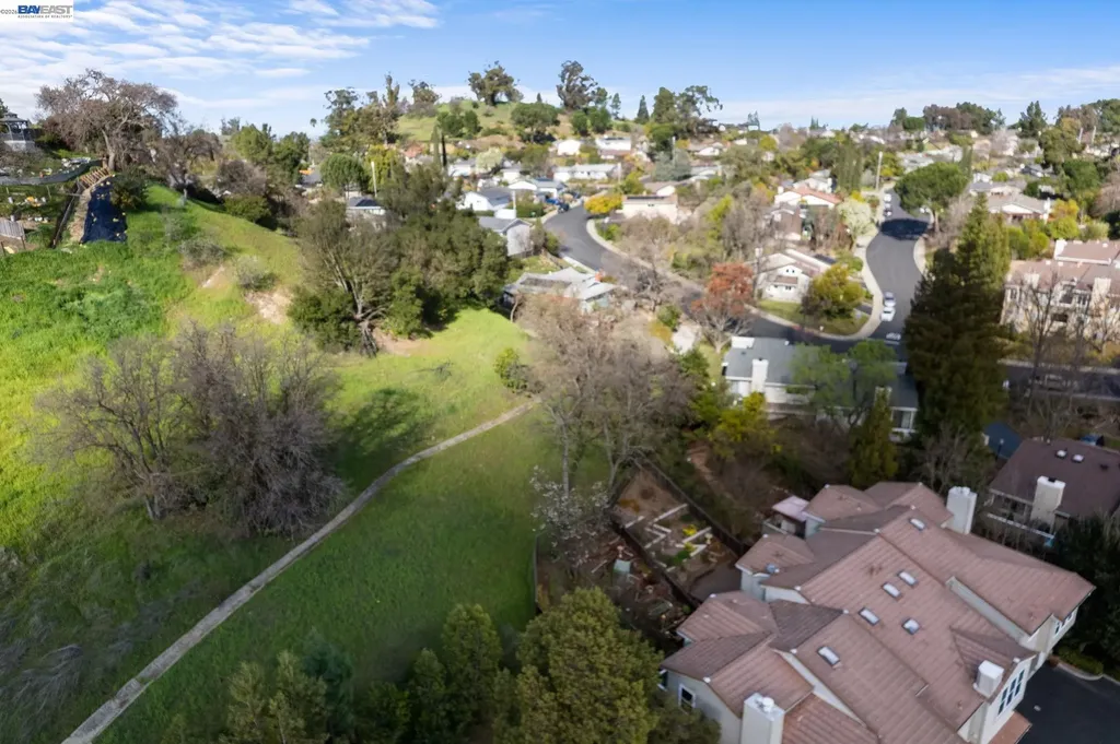 14 Heritage Oaks Road Pleasant Hill CA 94523