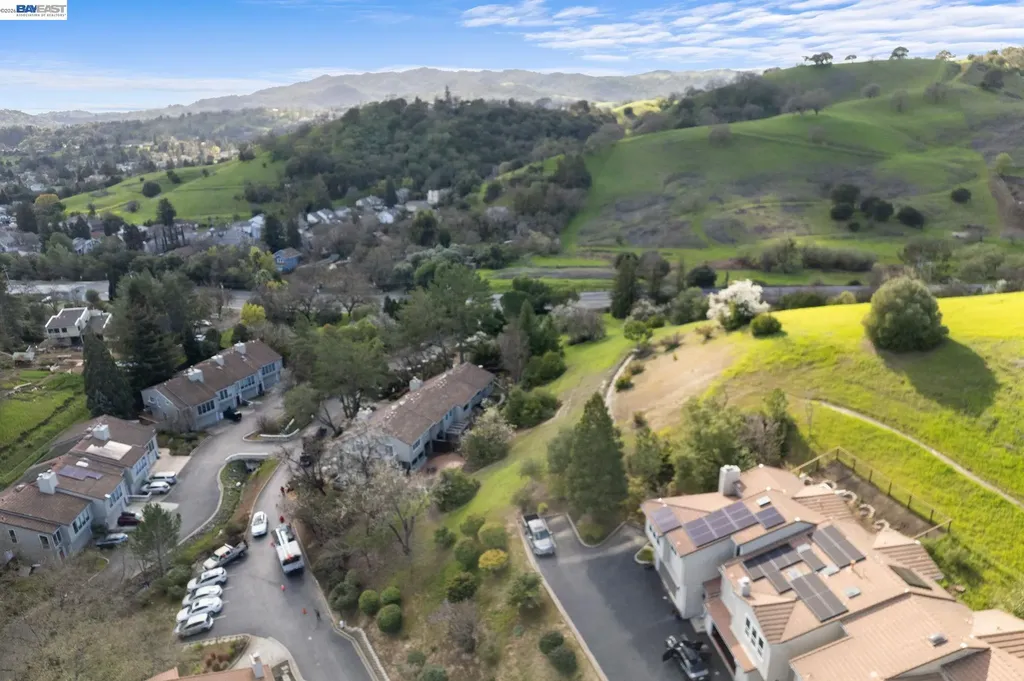 14 Heritage Oaks Road Pleasant Hill CA 94523