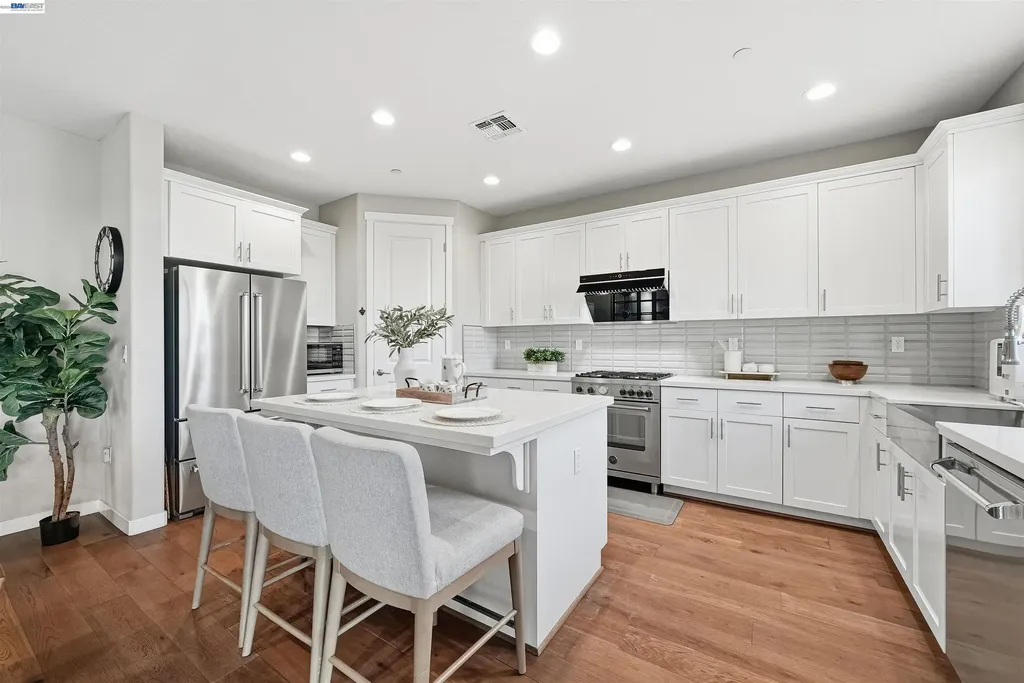 515 Tananger Heights Lane Pleasant Hill CA 94523