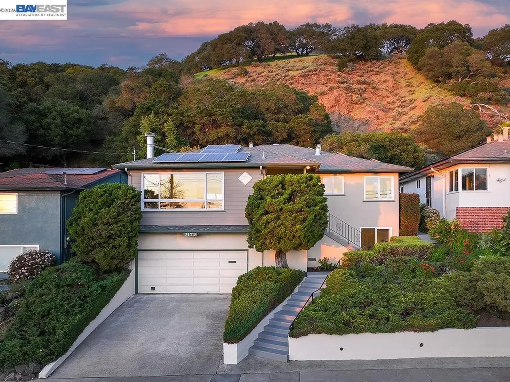 3175 Revere Avenue Oakland CA 94605