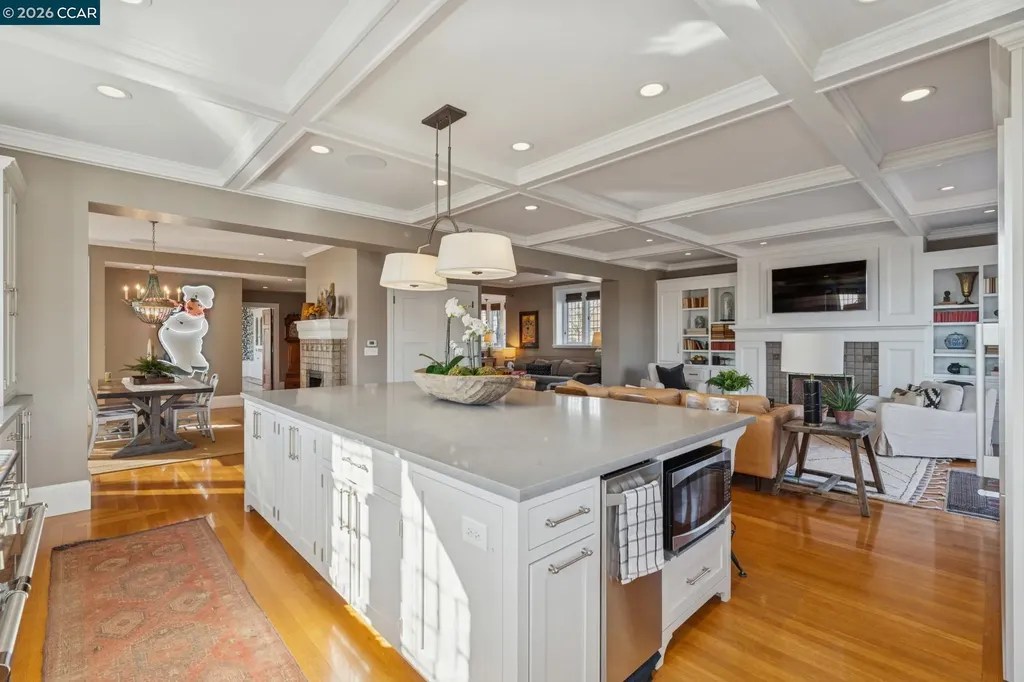 62 Farragut Avenue Piedmont CA 94610