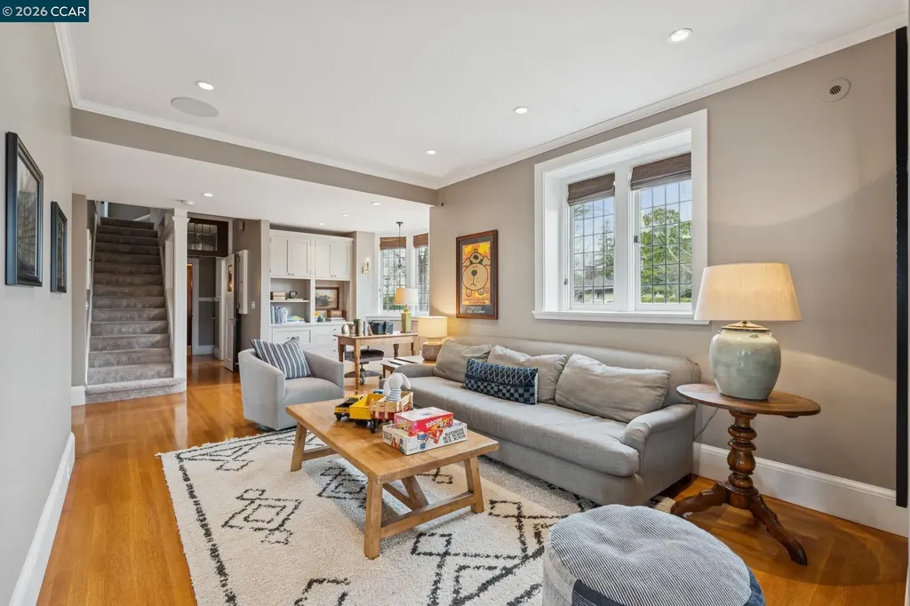 62 Farragut Avenue Piedmont CA 94610