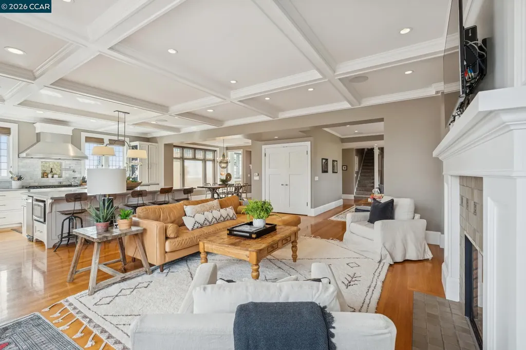 62 Farragut Avenue Piedmont CA 94610