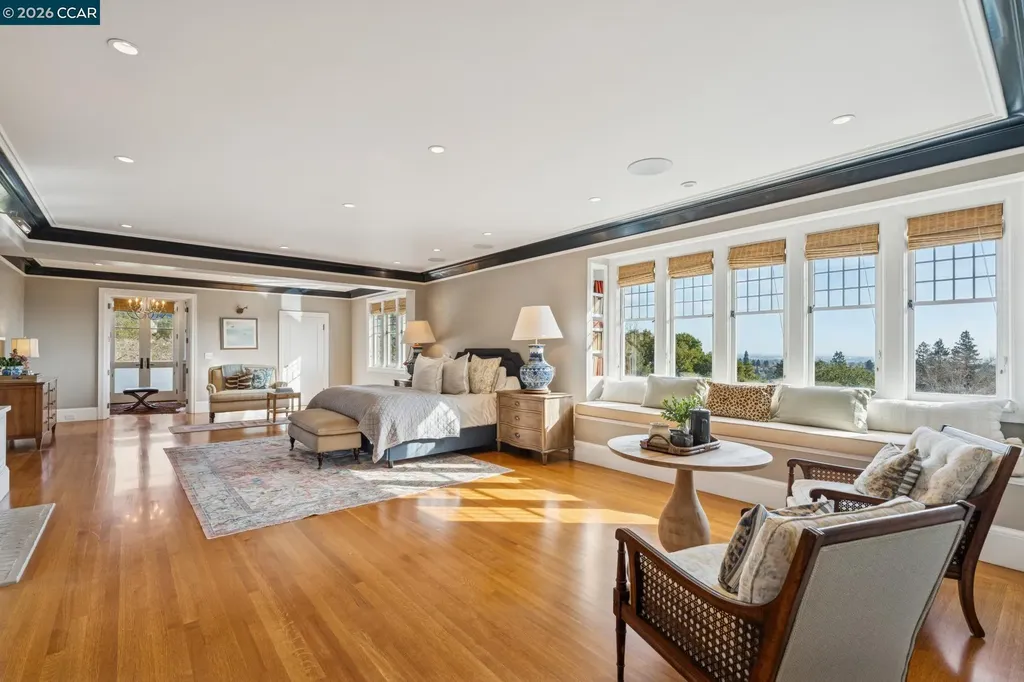 62 Farragut Avenue Piedmont CA 94610