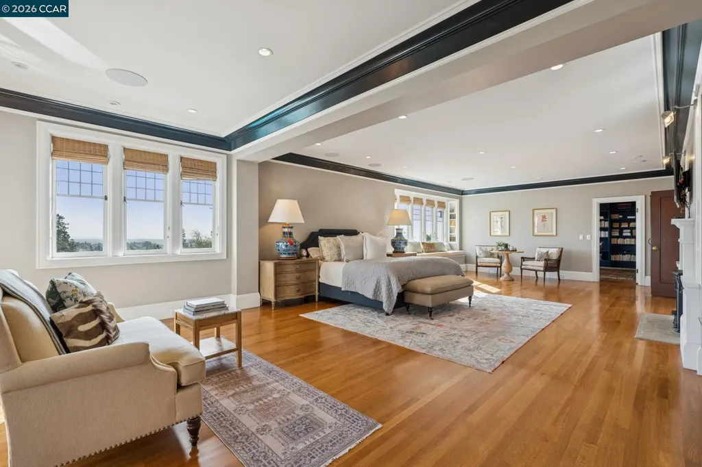 62 Farragut Avenue Piedmont CA 94610